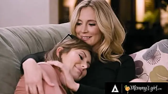 Sexy Mature milf enjoys deep anal👌 and teased teen