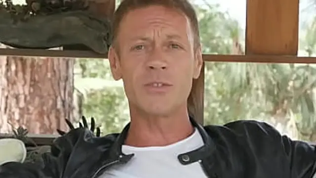 Rocco and Angela′s fiery first encounter