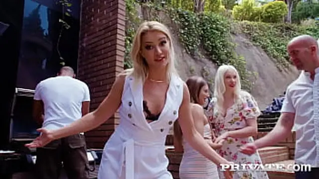 Cherry Kiss Hottie gets pussy✌ glazed with cum after big dicks drill her with hot double penetration ending in facial and creampie!