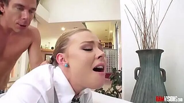 Teen blonde Nicole Clitman deepthroat and double penetration