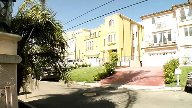 Blonde Brooke Bell gets serviced by multiple dicks - part one