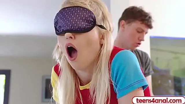 Blonde girlfriend doubts my size