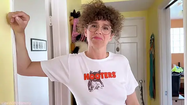 milf′s Job Ends Unexpectedly