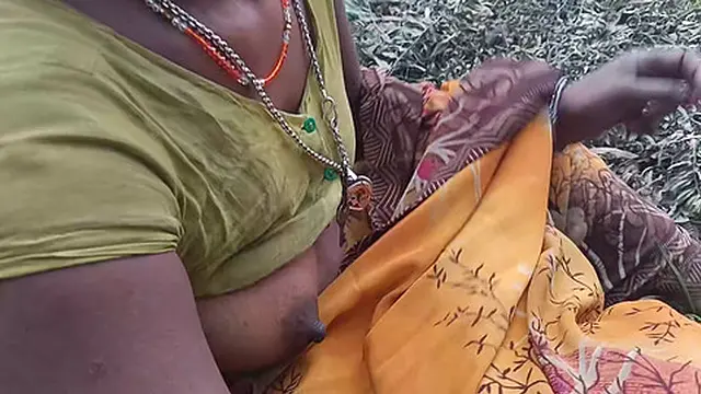 Forest woodcutting leads to lustful encounter